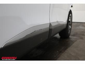 Peugeot e-2008 EV GT 54 kWh LED ACC Navi Clima Camera picture 15