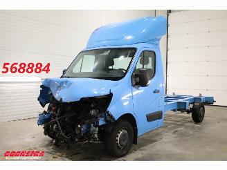 krockskadad bil bedrijf Renault Master 2.3 dCi 145 Airco Cruise Bluetooth 2021/1