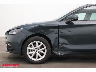 Seat Leon Sportstourer 1.5 eTSI Style Aut. LED ACC Navi Clima Camera 16.633 km! picture 9