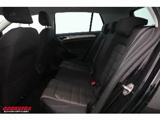 Volkswagen Golf 1.0 TSI Comfortline Navi Clima Cruise Camera PDC AHK 74.205 km! picture 15