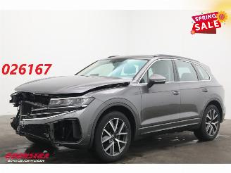Auto incidentate Volkswagen Touareg 3.0 TDI Aut. 4WD Elegance Pano LED ACC Leder Memory Massage Ventilatie AHK 2024/9