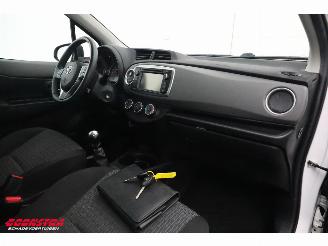 Toyota Yaris 1.3 VVT-i Aspiration Navi Airco Cruise Camera picture 9