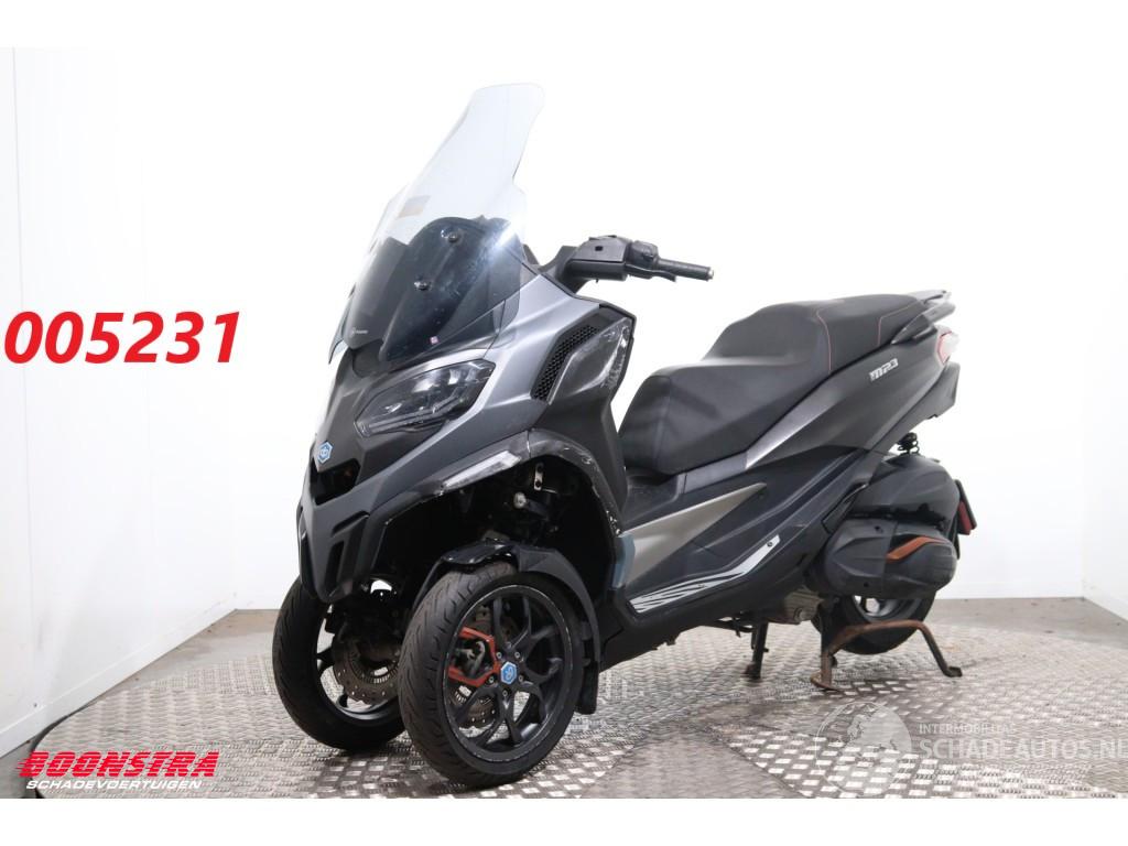 Piaggio  MP3 530 HPE Exclusive ABS Camera 4.804 km!
