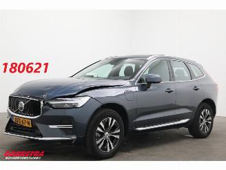 Schadeauto Volvo Xc-60 2.0 T6 PHEV AWD Essential Bright Pano LED ACC Camera LRHZ AHK 2025/2