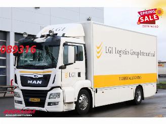 krockskadad bil vrachtwagen MAN TGS 18.320 Full Air XXL-LBW Camera Navi 2017/4