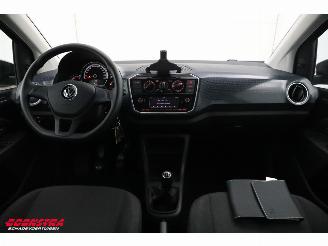 Volkswagen Up! 1.0 5-DRS Airco Bluetooth 59.636 km! picture 12