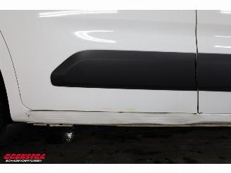 Toyota Proace 1.5 D-4D Cool Leder Airco Cruise AHK 28.431 km! picture 14