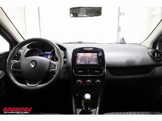 Renault Clio Estate 1.5 dCi Ecoleader Zen Navi Airco Cruise 166.321 km! picture 11