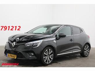 krockskadad bil auto Renault Clio 1.3 TCe Initiale Paris LED 360° Leder Navi Clima SHZ PDC 2019/8