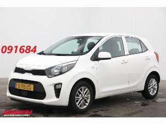 krockskadad bil auto Kia Picanto 1.0 DPi DynamicLine Airco Cruise Camera 2023/5