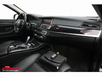 BMW 5-serie Touring 520i Aut. High Executive Xenon Leder Memory Navi Clima Cruise SHZ 145.935 km! picture 11