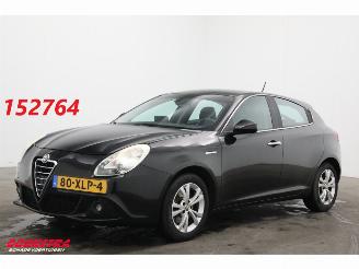 Ocazii autoturisme Alfa Romeo Giulietta 1.4 T Distinctive 170 PK Bluetooth Clima Cruise PDC 2012/6