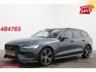 Voiture accidenté Volvo V-60 2.0 T6 Recharge AWD Inscription Pano LED ACC H/K Apple/Android SHZ AHK 2022/1