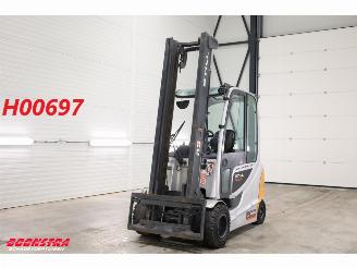 krockskadad bil machine Still  RX60-35 BY 2017 4.213 uur 2017/9