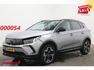Damaged car Opel Grandland 1.6 Turbo Plug-In Hybrid GS LED ACC Apple/Android LRHZ AHK 2024/2