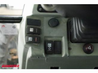 Massey Ferguson  6245 BY 2003 5140hrs picture 14