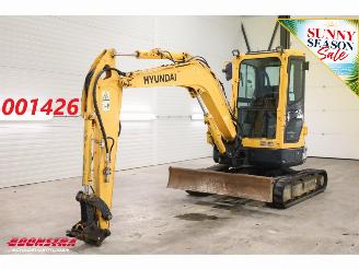 voitures machines Hyundai  Robex 35-Z-9 BY 2016 3.572 Uur 2016/1