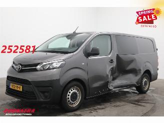 krockskadad bil auto Toyota Proace 2.0 D-4D DoKa DC 6P. Aut. Navi Airco Cruise Apple/Android PDC 2023/6