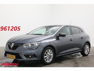 Schadeauto Renault Mégane 1.2 TCe Limited Navi Clima Cruise PDC 2017/11