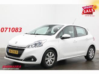 Käytettyjen passenger cars Peugeot 208 1.6 BlueHDi Blue Lease Navi Airco Cruise 172.500 km! 2018/7