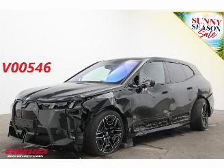 Coche accidentado BMW iX xDrive M70 112 kWh Pano LED ACC B&W Memory 360° AHK 2025/4