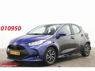 Schadeauto Toyota Yaris 1.5 Hybrid First Edition LED ACC Navi Clima Camera 2020/9