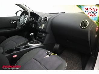 Nissan Qashqai 1.6 Connect Edition Pano 360° Navi Clima Cruise AHK 112.559 km! picture 21
