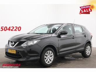 Coche accidentado Nissan Qashqai 1.2 Visia Airco Cruise AHK 2015/12