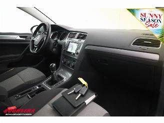 Volkswagen Golf 1.6 TDI Trendline Navi Bluetooth Airco Cruise APK 2027! picture 5