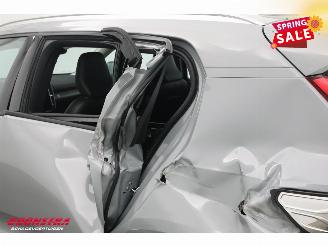 Volvo XC40 2.0 B3 Core LED Leder Apple/Android Camera SHZ LRHZ 9.766 km! picture 7