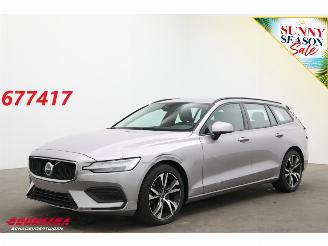 Schadeauto Volvo V-60 2.0 B4 Core LED Leder ACC Virtual LRHZ Camera SHZ 2025/6