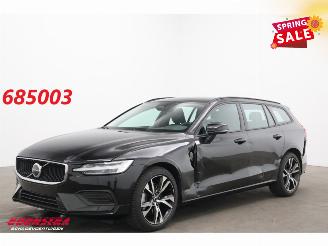  Volvo V-60 B4 Core LED ACC Leder Apple/Android Camera LRHZ SHZ 2.234 km! 2025/12