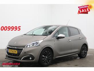 Unfallwagen Peugeot 208 1.2 PureTech Allure 5-DRS Bluetooth Clima Cruise 97.956 km! 2016/3