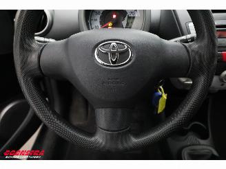 Toyota Aygo 1.0 VVT-i Now 5-DRS Navi Airco 96.456 km! picture 20
