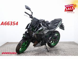 krockskadad bil motor Kawasaki Varadero 1000 Z500 SE ABS LED 2025/6