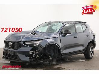 Voiture accidenté Volvo XC40 2.0 B4 Plus Dark LED ACC H/K Camera SHZ LRHZ 4.296 km! 2025/11
