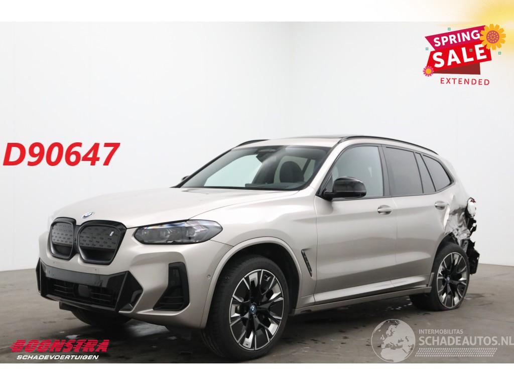 BMW iX3 80 kWh M-Sport Pano LED ACC HUD H/K Memory Camera SHZ