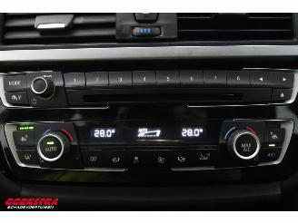 BMW 3-serie Touring 318i M Sport LED Leder SHZ PDC picture 16