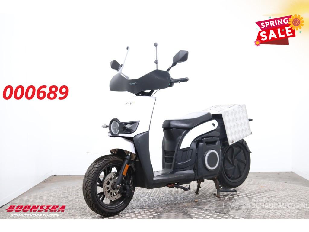 Silence  S02 5.6kWh 45km/h