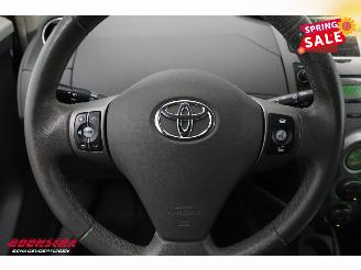 Toyota Yaris 1.3 VVTi Executive 5-DRS Clima PDC AHK 178.940 km! picture 11