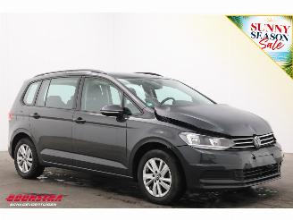 Volkswagen Touran 2.0 TDI 150 PK DSG Navi Clima Cruise SHZ PDC picture 2