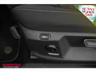 Volkswagen Touran 2.0 TDI 150 PK DSG Navi Clima Cruise SHZ PDC picture 31