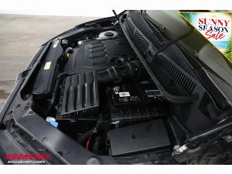 Volkswagen Touran 2.0 TDI 150 PK DSG Navi Clima Cruise SHZ PDC picture 9