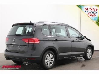 Volkswagen Touran 2.0 TDI 150 PK DSG Navi Clima Cruise SHZ PDC picture 3