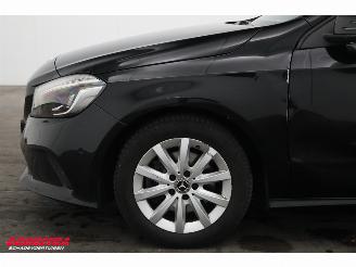 Mercedes A-klasse 160 Ambition Pano Navi Airco Cruise PDC picture 5