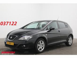 Käytettyjen passenger cars Seat Leon 1.6 TDI Ecomotive COPA Leder Navi Clima Cruise SHZ PDC AHK 2012/3