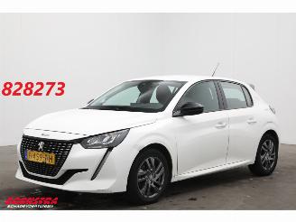 Schadeauto Peugeot 208 1.2 PureTech Aut. Active Pack Apple/Android Navi Airco Cruise PDC 2022/5