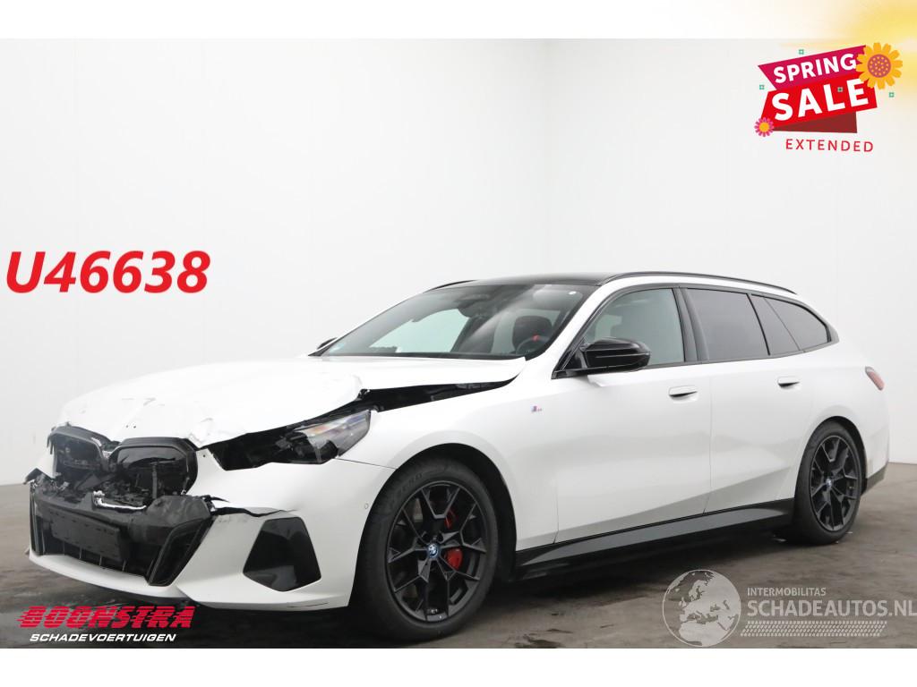 BMW i5 M60 xDrive 84 kWh Pano LED ACC B&W 360° Camera