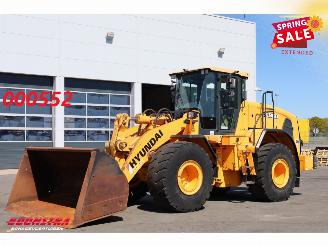 skadebil machine Hyundai  HL 960 Wiellader BY 2018 2022/1