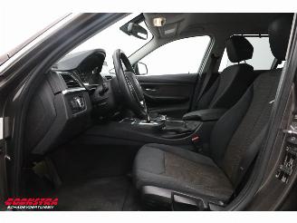 BMW 3-serie Touring 320i Aut. Luxury BiXenon Navi Clima Cruise SHZ PDC picture 15
